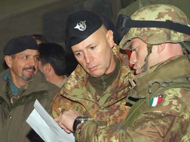 2007_11_30_brindisi_2_abilitazione_anfibia%20(8).jpg