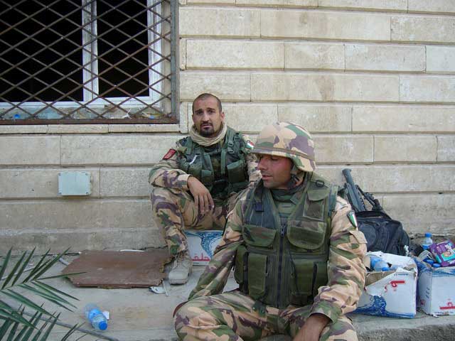 Cap.Salmaso e Cap. Tutore su base libeccio durante gli scontri a fuoco del 5 e 6 agosto_resize