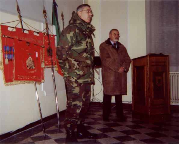 Il C.te di Rgt. Col. t.s.g. Gianfranco Schirinzi ed il Pres. Naz.le dell'A.L.T.A. Gen. Antonio Assenza