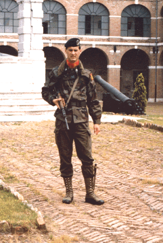 Reggimento Lagunari "Serenissima": esploratore anfibio in tenuta da combattimento sperimentale ~ 1994