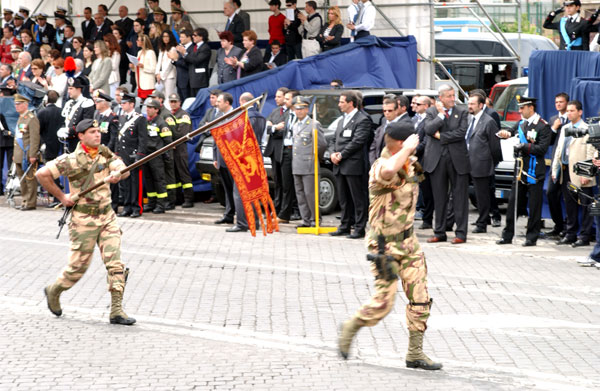 Parata per la Festa della Repubblica - Roma, 2 giugno 2004